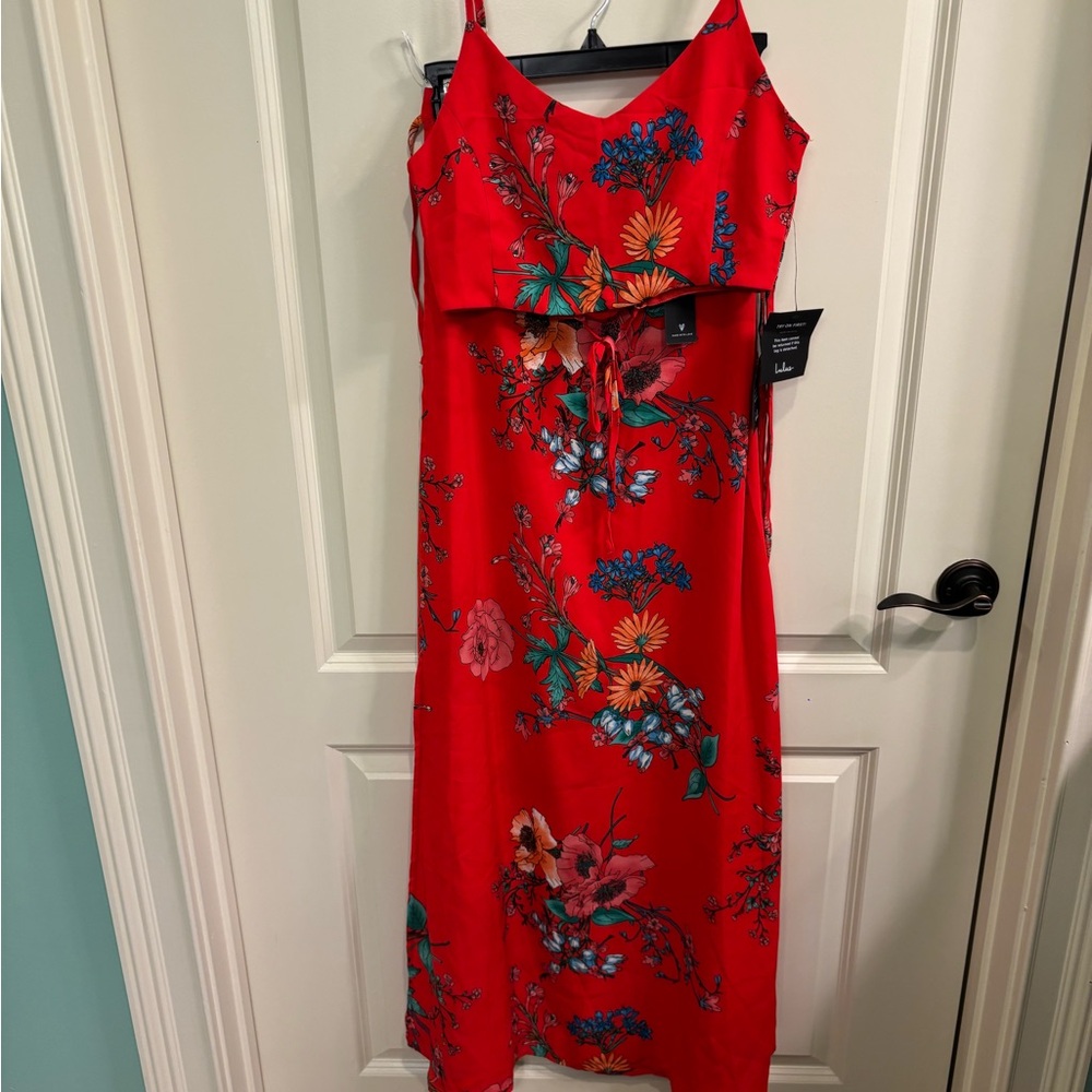 Floral crop top and skirt matching set